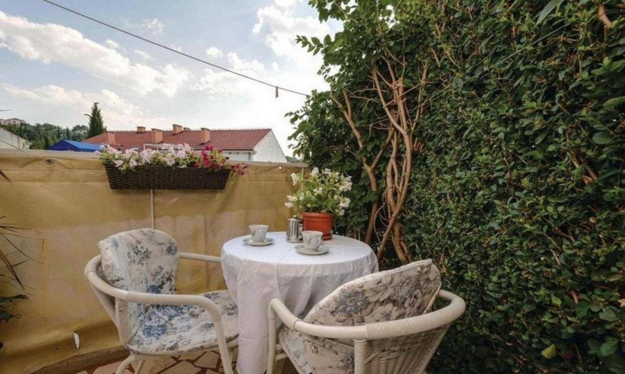 קאבטאט Apartments Raguz מראה חיצוני תמונה