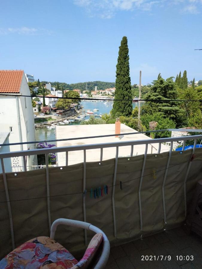 קאבטאט Apartments Raguz מראה חיצוני תמונה