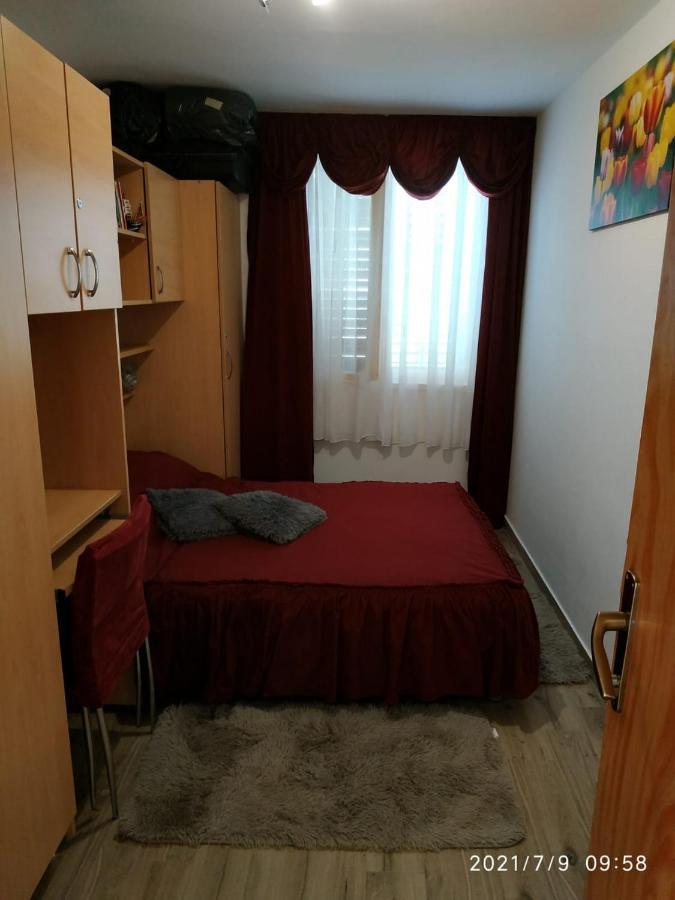 קאבטאט Apartments Raguz מראה חיצוני תמונה